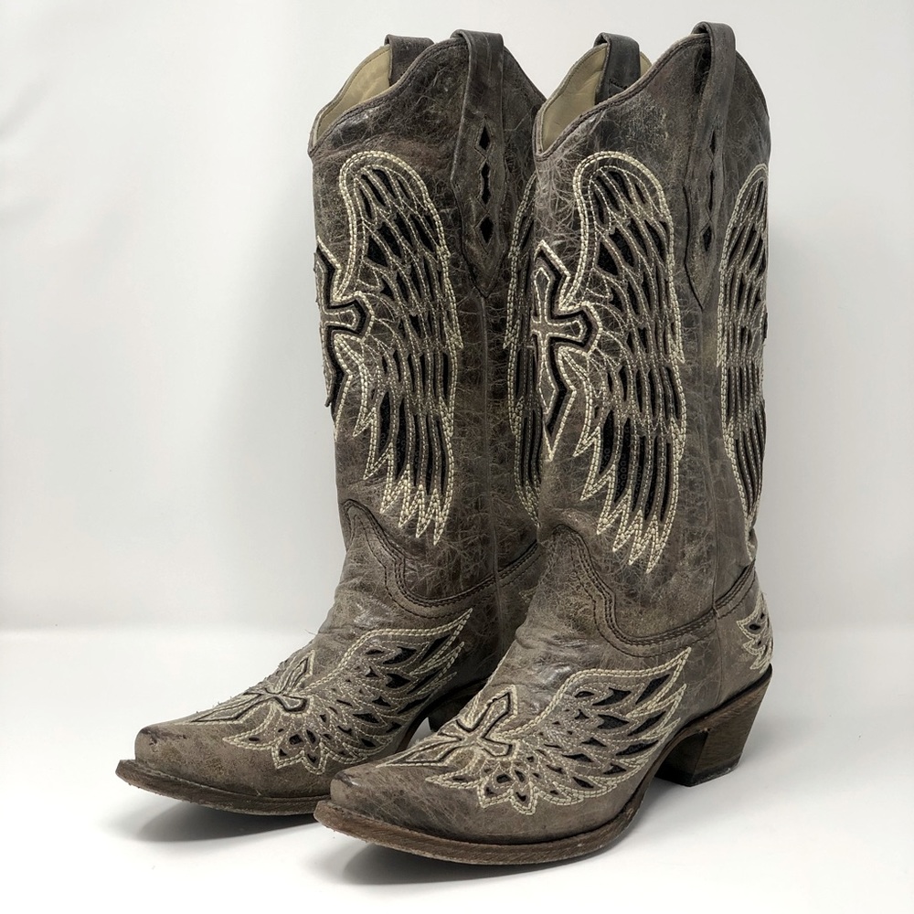 CORRAL Wings and Cross cowboy boots size 7.5
